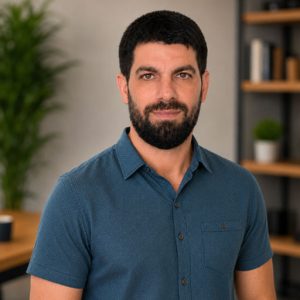 About Us 3 Picture of Majid Mozafari: Manager & Programmer